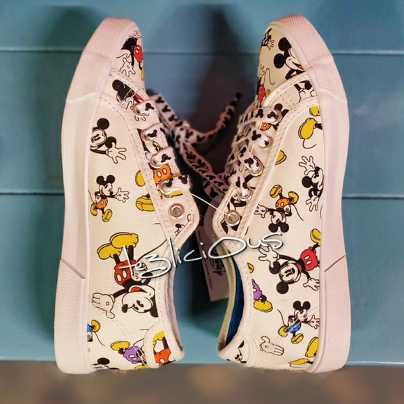 DISNEY PARKS RETRO VINTAGE ALL OVER MICKEY SNEAKER - Picture 3 of 5